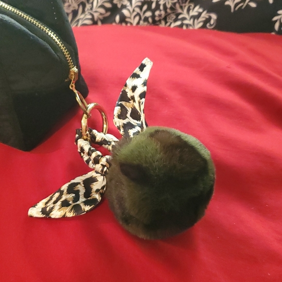 Chic Black Suede Makeup Bag - Picture 3 of 5